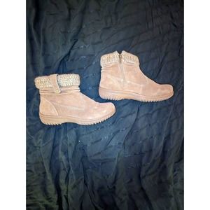 Khombu Womens Laura Ankle Boots Booties Khaki Tan All Weather Suede Faux Fur 9 M